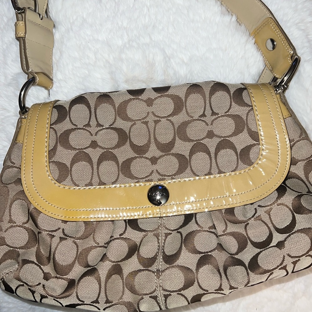 Coach EUC Vintage Shoulder Bag in Brown